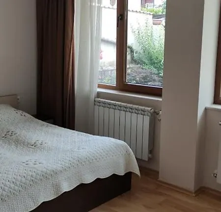 Ela Guest house 3*
